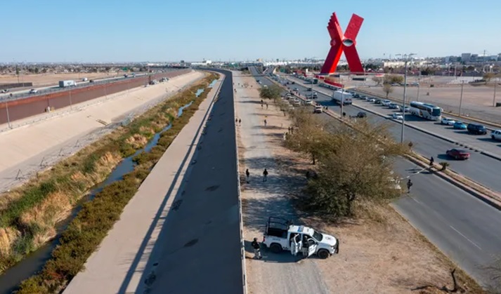   मेक्सिको में अपराध के खिलाफ जंग में पूर्व पुलिस अफसर इवान की हत्या