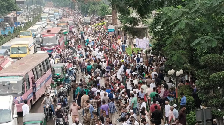  खालिदा जिया आज लौट रही हैं स्वदेश, ढाका में स्वागत के लिए सैलाब