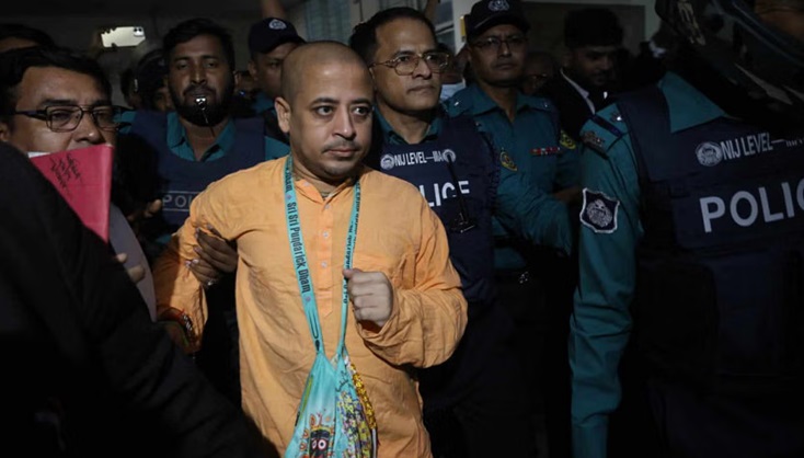  बांग्लादेश के हिंदू संत चिन्मय ब्रह्मचारी की कानूनी घेराबंदी, आज तीन और मामलों में गिरफ्तारी