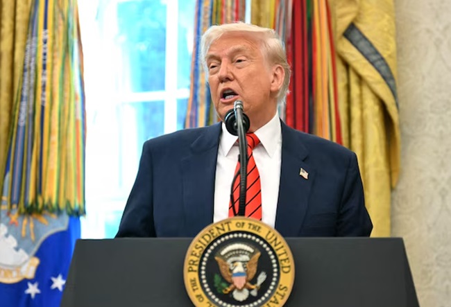  भारत-पाकिस्तान के तनाव पर नजर, चीन पर टैरिफ वापस नहीं होगा, ब्रिटेन से बड़ा व्यापार समझौता संभव