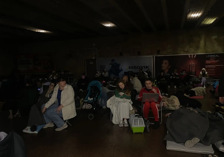 यूक्रेन की राजधानी कीव पर रूस का हवाई हमला, 12 की मौत, 79 घायल