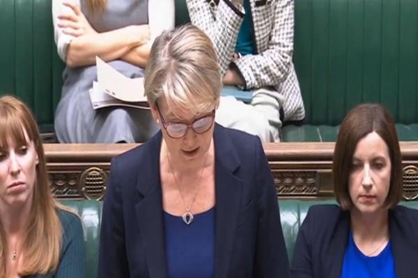 ब्रिटेन में पाकिस्तानी मूल के ग्रूमिंग गिरोहों पर राष्ट्रीय जांच शुरू