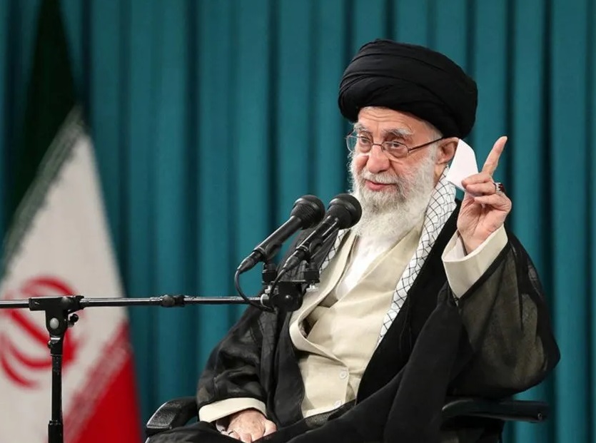  खामेनेई पर ट्रंप की धमकी बेअसर, ईरान के सर्वोच्च नेता का एलान-अब तो युद्ध शुरू हो चुका है