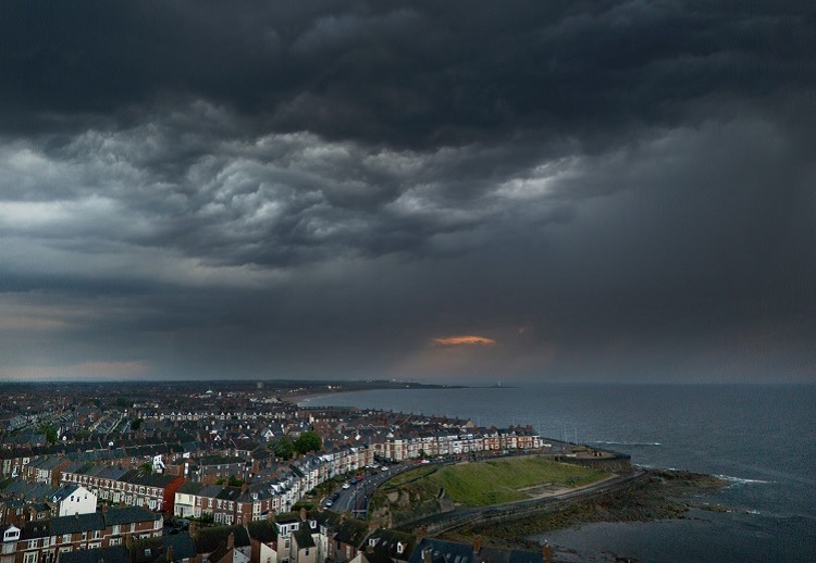 तूफान फ्लोरिस को लेकर ब्रिटेन में गंभीर चेतावनी जारी, स्कॉटलैंड के लिए &lsquo;एम्बर&rsquo; अलर्ट