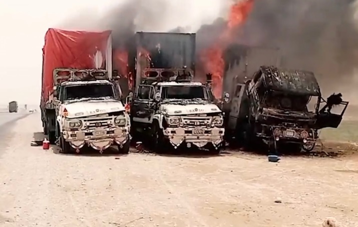 बीएलए और बीएलएफ का दावा, लड़ाकों ने पाकिस्तान की सेना के वाहन फूंके