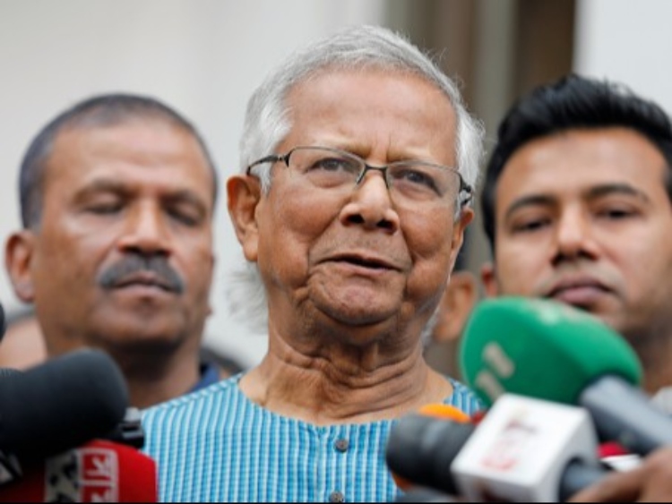 बांग्लादेश में जनमत संग्रह कराने की मांग तेज, आठ दलों ने की रैली, चुनाव आयोग को सौंपा ज्ञापन