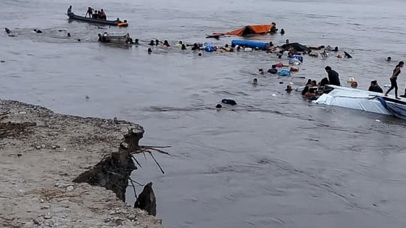 दक्षिण अमेरिकी देश पेरू में दो नावें अमेजन नदी में डूबी, 12 की मौत