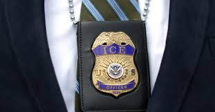 ट्रम्प प्रशासन बढ़ा रहा आव्रजन निगरानी: ICE नए केंद्र और हजारों एजेंटों की भर्ती करेगा