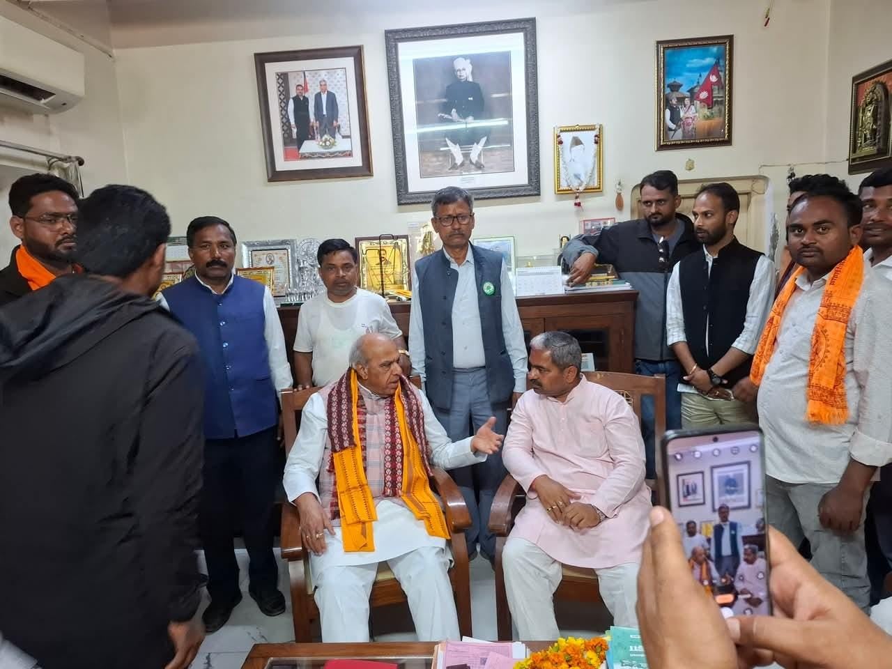 नेपाल के चुनाव प्रचार में भारतीय सांसद को बुलाने की शिकायत निर्वाचन आयोग में दर्ज