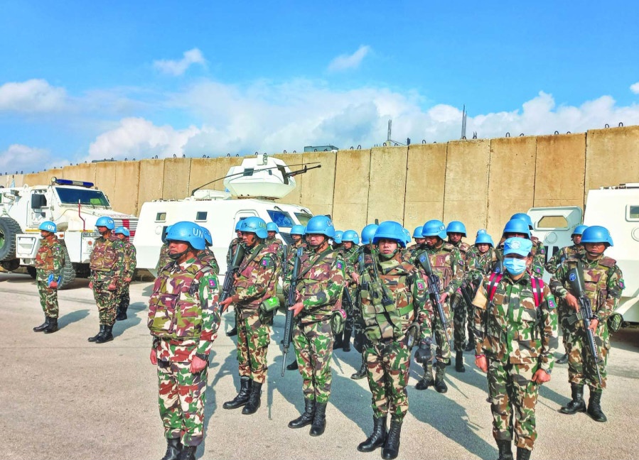 लेबनान में नेपाली शांति सैनिकों के बटालियन मुख्यालय पर हवाई हमला