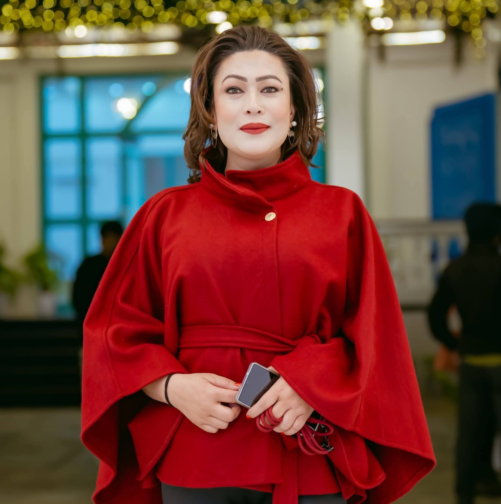 भूमिका श्रेष्ठ बनीं नेपाल की पहली महिला ट्रांसजेंडर सांसद