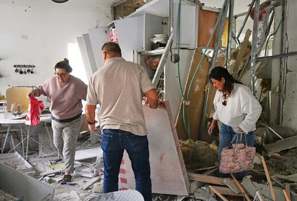 ईरान ने इजराइल पर किया हवाई हमला, तीन शहरों में नुकसान