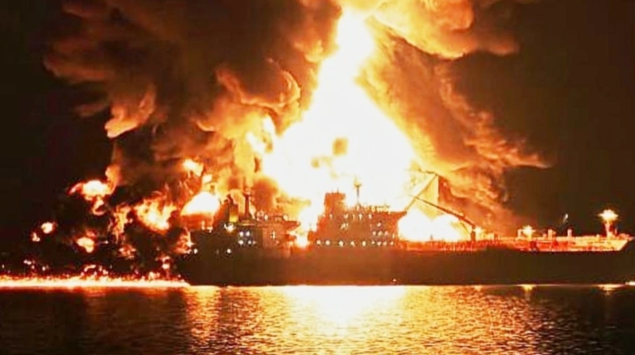 ईरान ने खारिज की अमेरिकी चेतावनी, कहा- नहीं खुलेगा होर्मुज