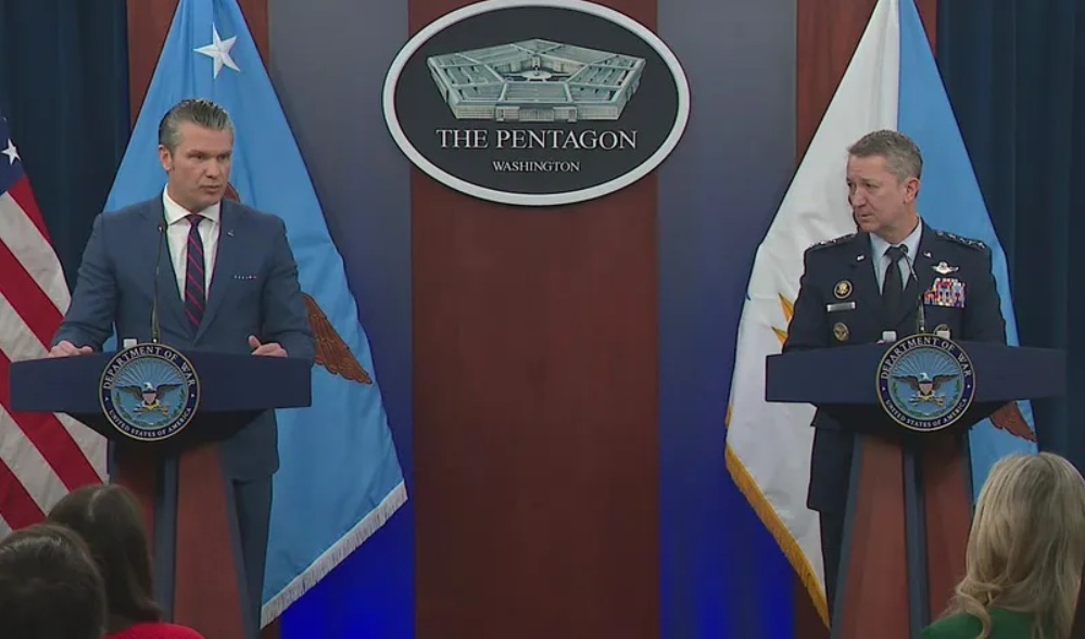 अमेरिका आज ईरान युद्ध पर बताएगा अपना अगला इरादा, हेगसेथ और केन की प्रेस कॉन्फ्रेंस शाम को