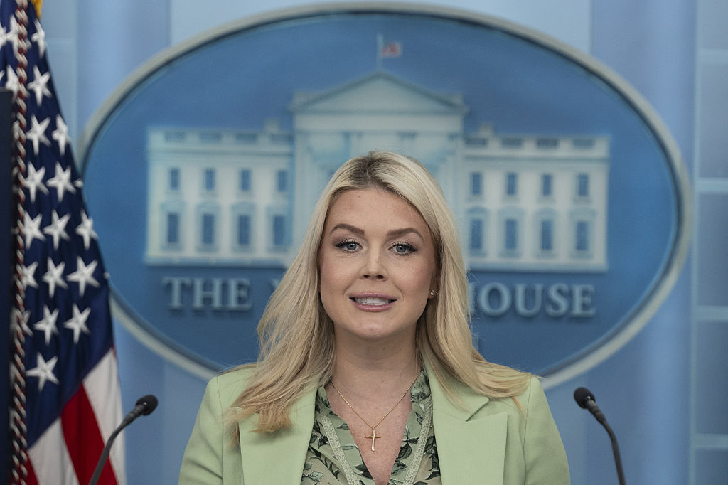 व्हाइट हाउस का कहना है कि अमेरिका ईरान की ओर से एकजुट प्रतिक्रिया देखना चाहता है।