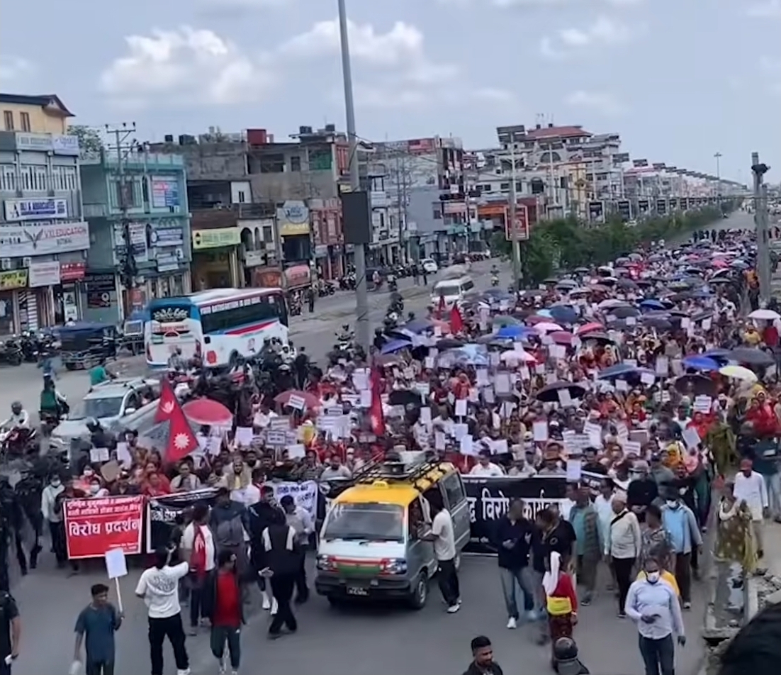 नेपाल के भूमिहीनों का प्रधानमंत्री से प्रश्न - हमारा वोट और टैक्स वैध तो हम अवैध कैसे?