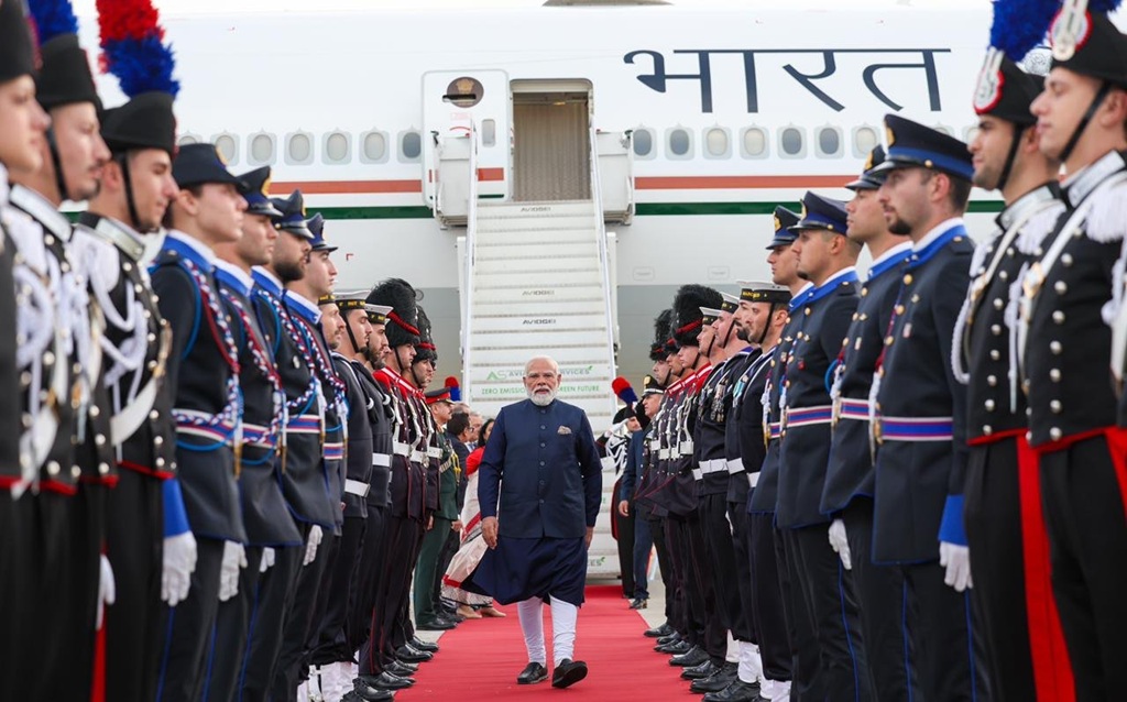 प्रधानमंत्री मोदी की इटली यात्रा, रोम से साझा किए फोटो, 'भारत-मध्य पूर्व-यूरोप आर्थिक गलियारा' रहेगा चर्चा के केंद्र में