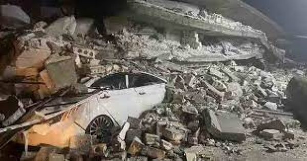  भूकंप से फिर कांपा तुर्किये, सीरिया में दहशत, अब तक 4,300 से ज्यादा लोगों की मौत