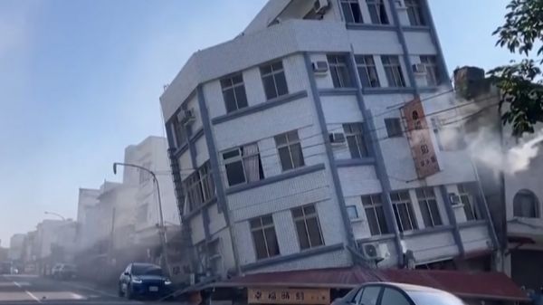 (ताइवान भूकंप लीड) हाई स्पीड रेल नेटवर्क ने सेवा निलंबित की, हिल गई इमारतें