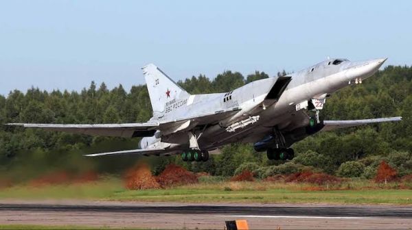 यूक्रेन ने रूस के स्ट्रेटेजिक बॉम्बर विमान को मार गिराने का किया दावा