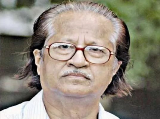 बांग्लादेश के मशहूर चित्रकार मुस्तफा मोनवार जीवन रक्षक प्रणाली पर