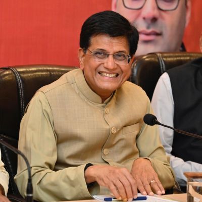 केंद्रीय वाणिज्य और उद्योग मंत्री पीयूष गोयल दो दिवसीय लाओस यात्रा पर