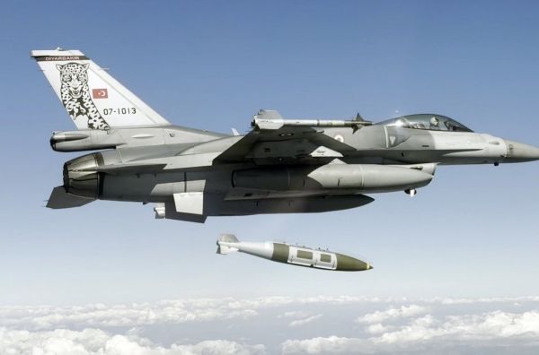 तुर्किये ने अंकारा में हुए हमले का लिया बदला, उत्तरी इराक और सीरिया में आतंकी समूहों के ठिकानों पर हवाई हमला