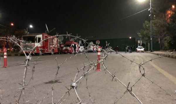 इस्लामाबाद के डी-चौक पर अभूतपूर्व सुरक्षा,  गंडापुर का काफिला गाजी बरोथा पुल पार कर गया 