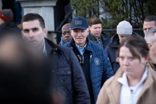 राष्ट्रपति बाइडेन ने अपने बेटे हंटर को बिना शर्त माफी दी