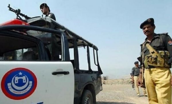 पाकिस्तान के डीआई खान और शांगला में आतंकी हमला, पांच सुरक्षाकर्मी मारे गए