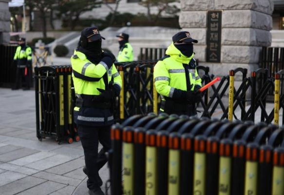 संवैधानिक न्यायालय का दक्षिण कोरिया के राष्ट्रपति को दस्तावेज जमा कराने का आदेश 