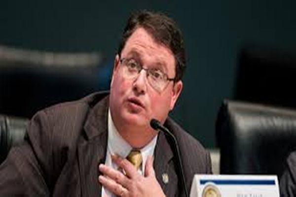 फ्लोरिडा विशेष चुनाव में रिपब्लिकन रैंडी फाइन ने डेमोक्रेट जोश वेइल को हराया