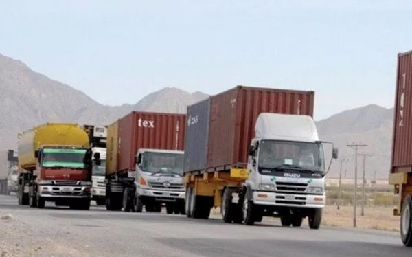 पाकिस्तान को अवैध व्यापार से 3.4 ट्रिलियन रुपये का राजस्व घाटा