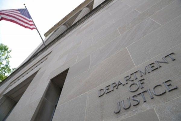 यहूदी केंद्र पर हमले की साजिश: पाक नागरिक मोहम्मद शाहजेब खान अमेरिका प्रत्यर्पित, एफबीआई ने दी जानकारी