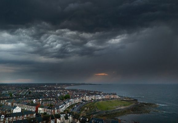 तूफान फ्लोरिस को लेकर ब्रिटेन में गंभीर चेतावनी जारी, स्कॉटलैंड के लिए &lsquo;एम्बर&rsquo; अलर्ट