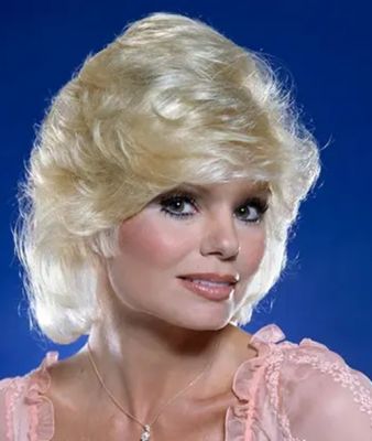  हॉलीवुड अभिनेत्री लोनी एंडरसन का 79 वर्ष की आयु में निधन