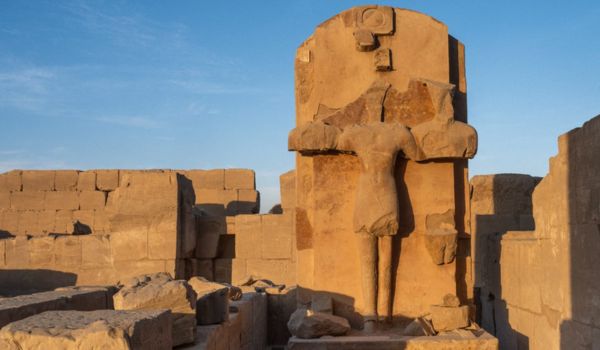  नीदरलैंड 3,500 वर्ष पुरानी मिस्र की मूर्ति काहिरा को लौटाएगा: डच प्रधानमंत्री डिक शूफ़ की घोषणा