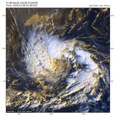 चक्रवात दित्वा ने श्रीलंका में मचाई भीषण तबाही, 56 की मौत, 21 लापता