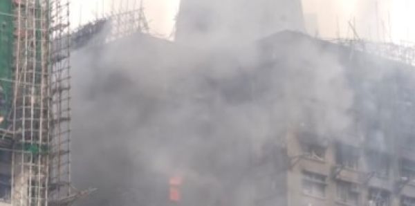  वांग फुक कोर्ट अग्निकांड: भ्रष्टाचार जांच के बीच आठ लोग गिरफ्तार, मौत का आंकड़ा 128 पहुँचा