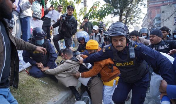  नेपाल में सर्वदलीय सरकार गठन की मांग, जेन जी प्रदर्शनकारी पुलिस हिरासत में