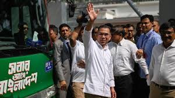 (अपडेट) बांग्लादेश चुनाव में बीएनपी की बढ़त बरकरार, दो-तिहाई बहुमत का दावा; चुनाव आयोग ने शांतिपूर्ण मतदान पर जताया आभार