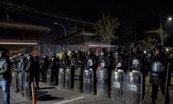 काठमांडू में पुलिस का रातभर चला सर्च ऑपरेशन, 195 लोग गिरफ्तार