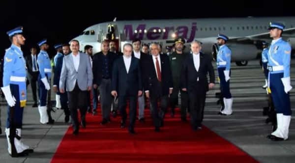 विदेश मंत्री अराघची के इस्लामाबाद पहुंचते ही ईरान ने कहा-अमेरिका से बातचीत की योजना नहीं