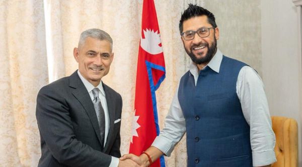 नेपाल दौरे मेंं अमेरिकी विशेष दूत ने सत्तारूढ़ दल के अध्यक्ष से की मुलाकात