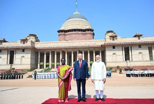 राष्ट्रपति भवन में वियतनाम के राष्ट्रपति का भव्य स्वागत, आज होंगी कई अहम बैठकें