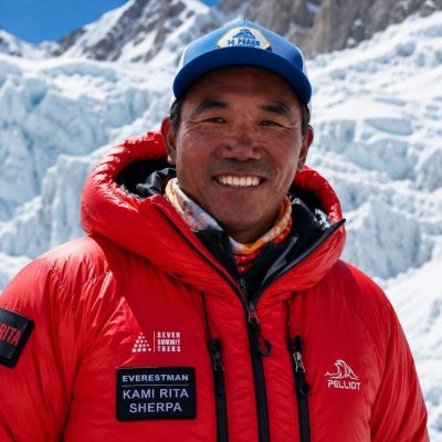 नेपाल के कामिरिता शेरपा ने ३२वीं बार एवरेस्ट के सफल आरोहण का विश्व कीर्तिमान बनाया