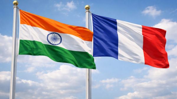 भारत और फ्रांस ने पेरिस में 8वीं समुद्री सहयोग वार्ता आयोजित की, जिसमें हिंद-प्रशांत साझेदारी की पुष्टि की गई।