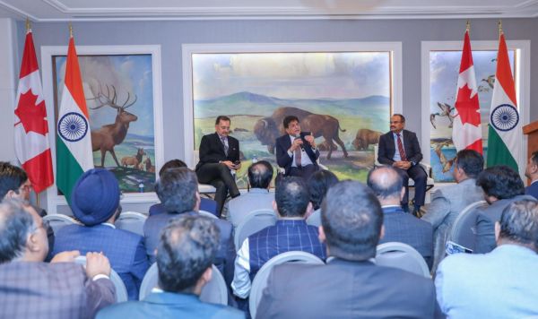 पीयूष गोयल ने ऐतिहासिक कनाडा यात्रा का समापन किया, मजबूत आर्थिक संबंधों और सीईपीए वार्ता पर जोर दिया।