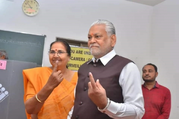 गुजरात चुनाव: 11 बजे तक 19 फीसदी मतदान