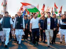 सरकार की कोरोना की वजह से देशहित में भारत जोड़ो यात्रा स्थगित करने की अपील